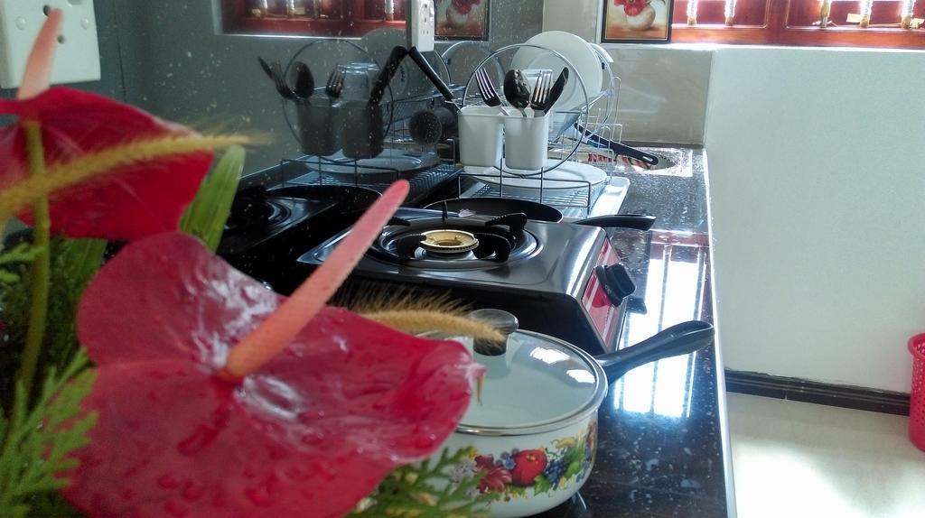 Hasaranga Holiday House Hikkaduwa Ngoại thất bức ảnh