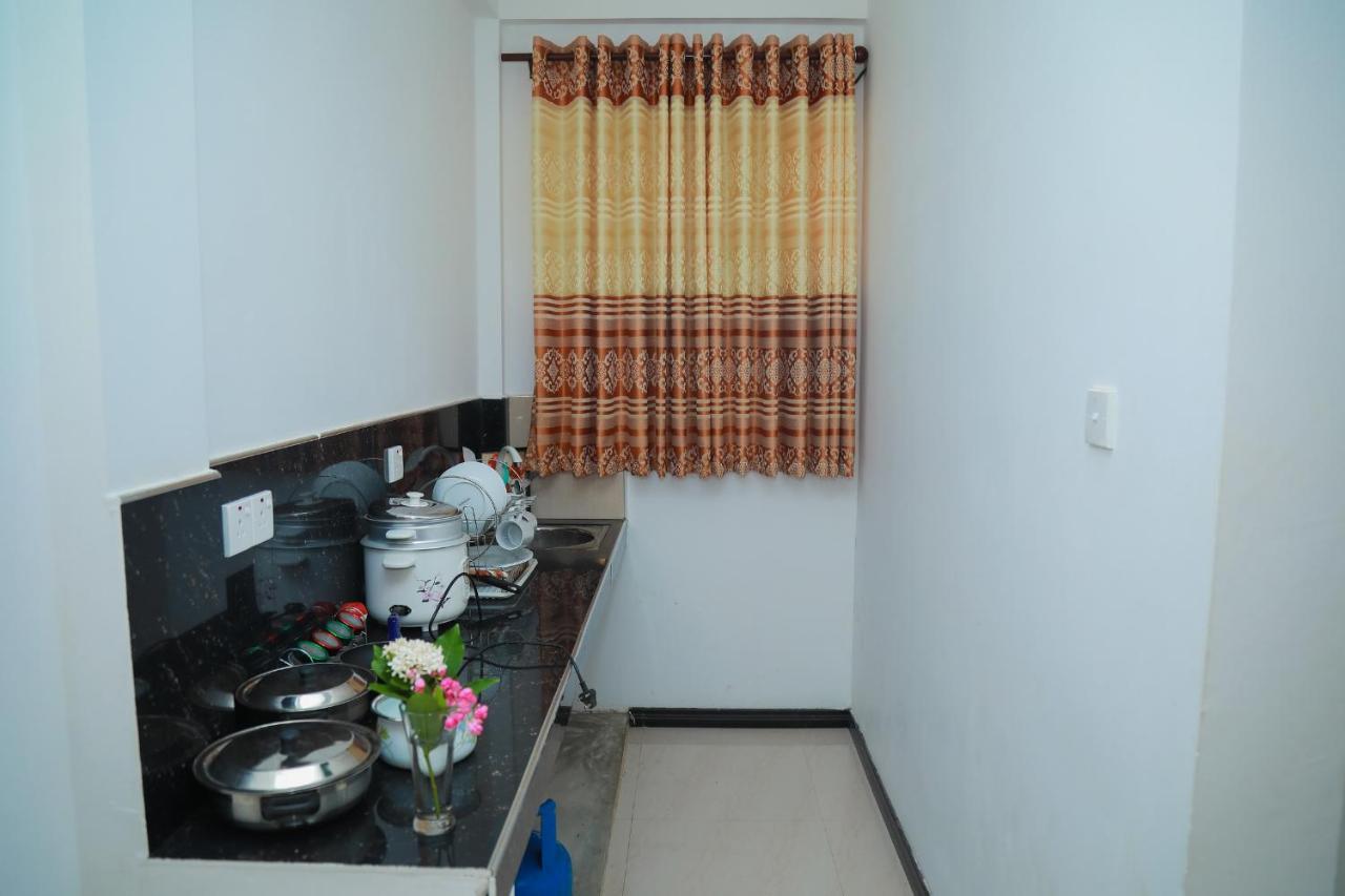 Hasaranga Holiday House Hikkaduwa Ngoại thất bức ảnh