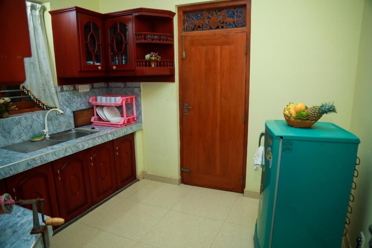 Hasaranga Holiday House Hikkaduwa Ngoại thất bức ảnh