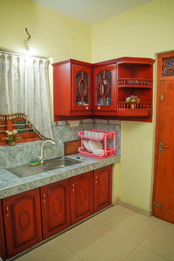 Hasaranga Holiday House Hikkaduwa Ngoại thất bức ảnh